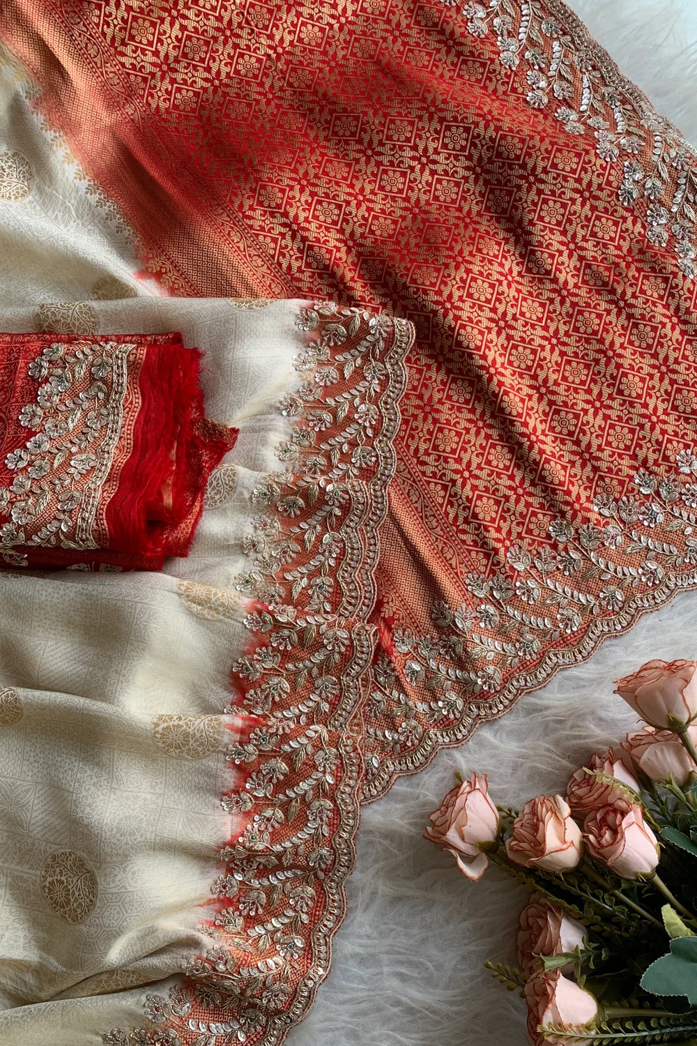 Cream And Red Bridal Banarasi Saree 5859 05
