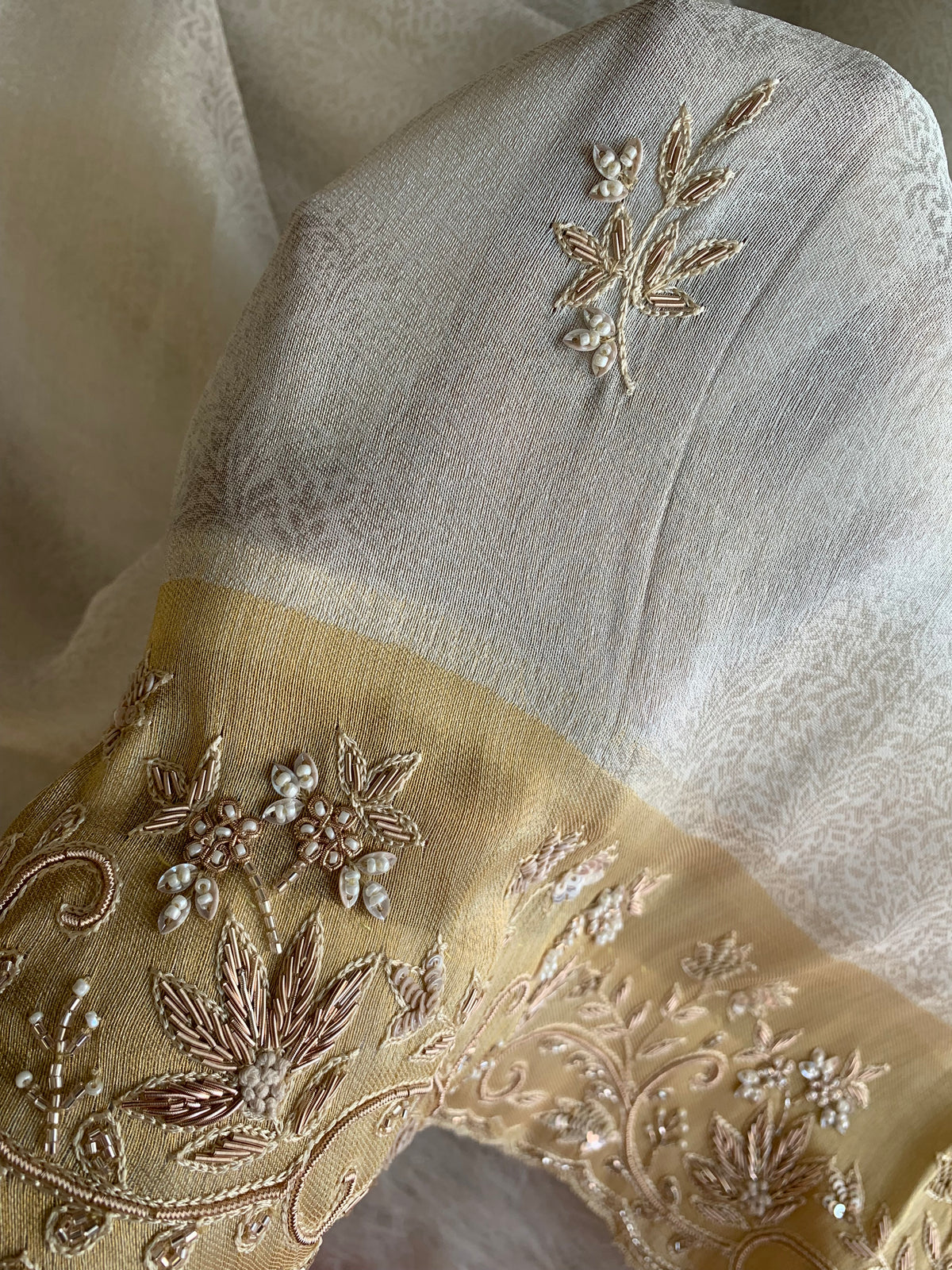 Gold & Silver Kanjivaram Silk Saree 5894 01