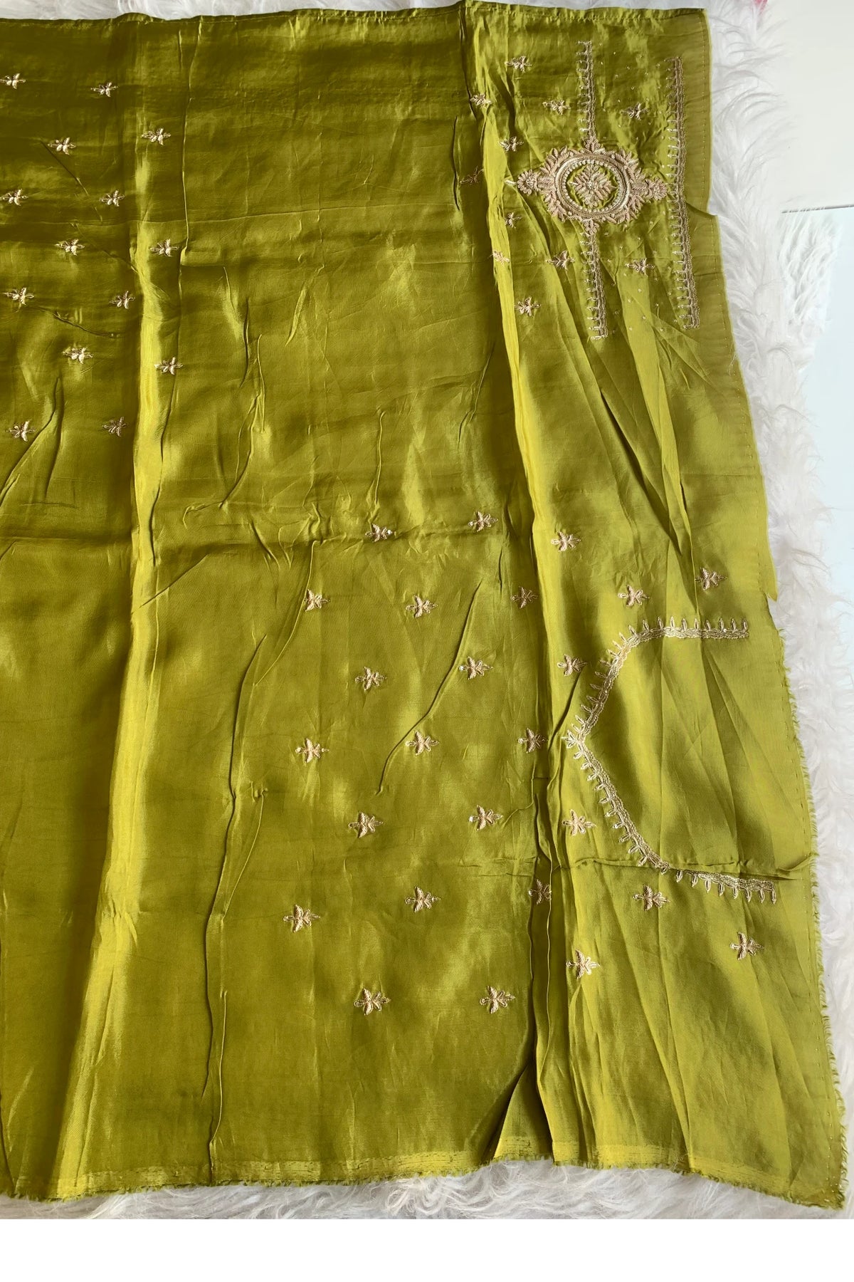 Olive Green Habutai Silk Saree 5764 18