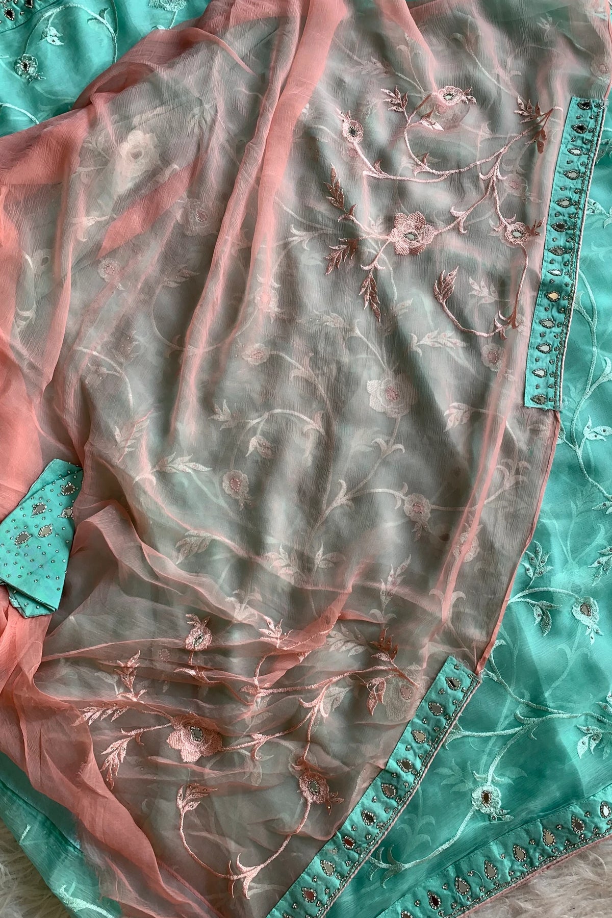 Ice Green Chinnon Georgette Saree 4167 01