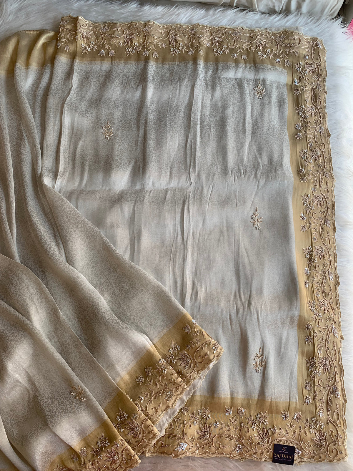 Gold & Silver Kanjivaram Silk Saree 5894 01