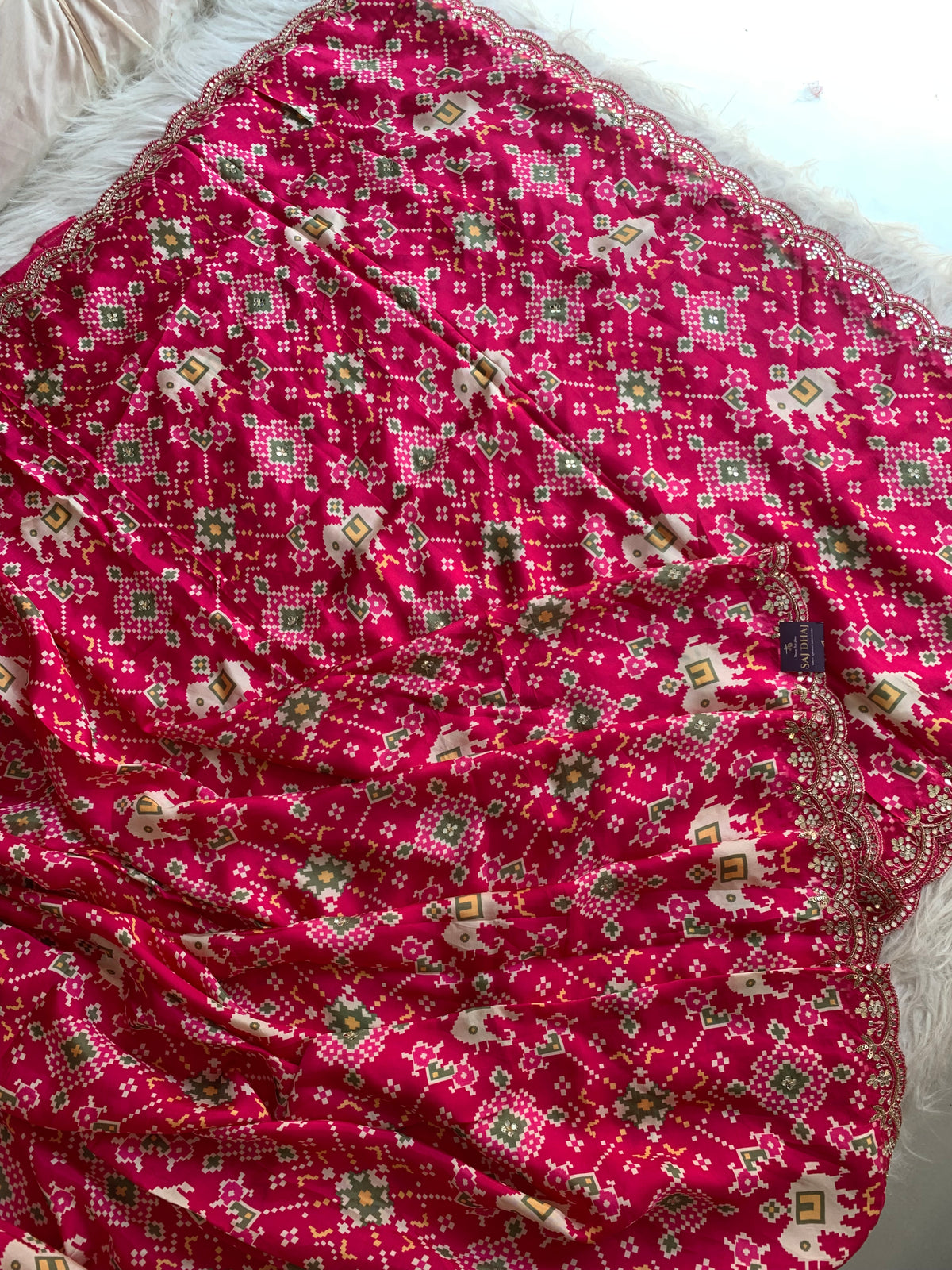 Pink Patola Modal Silk Saree with Elephant Motifs 5891 04
