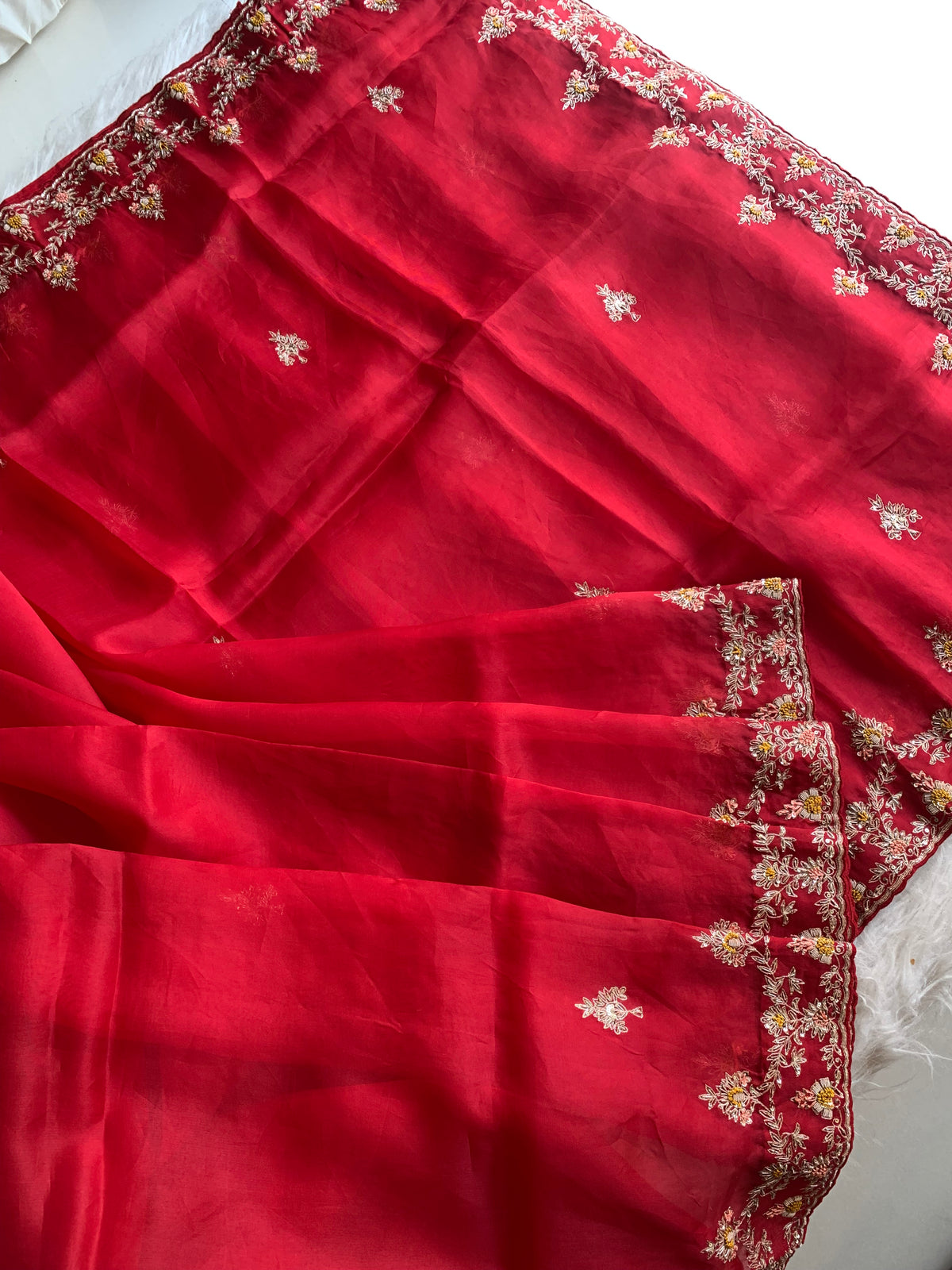 Red Pure Organza Saree with Zardozi & Aari Tari 5921 02