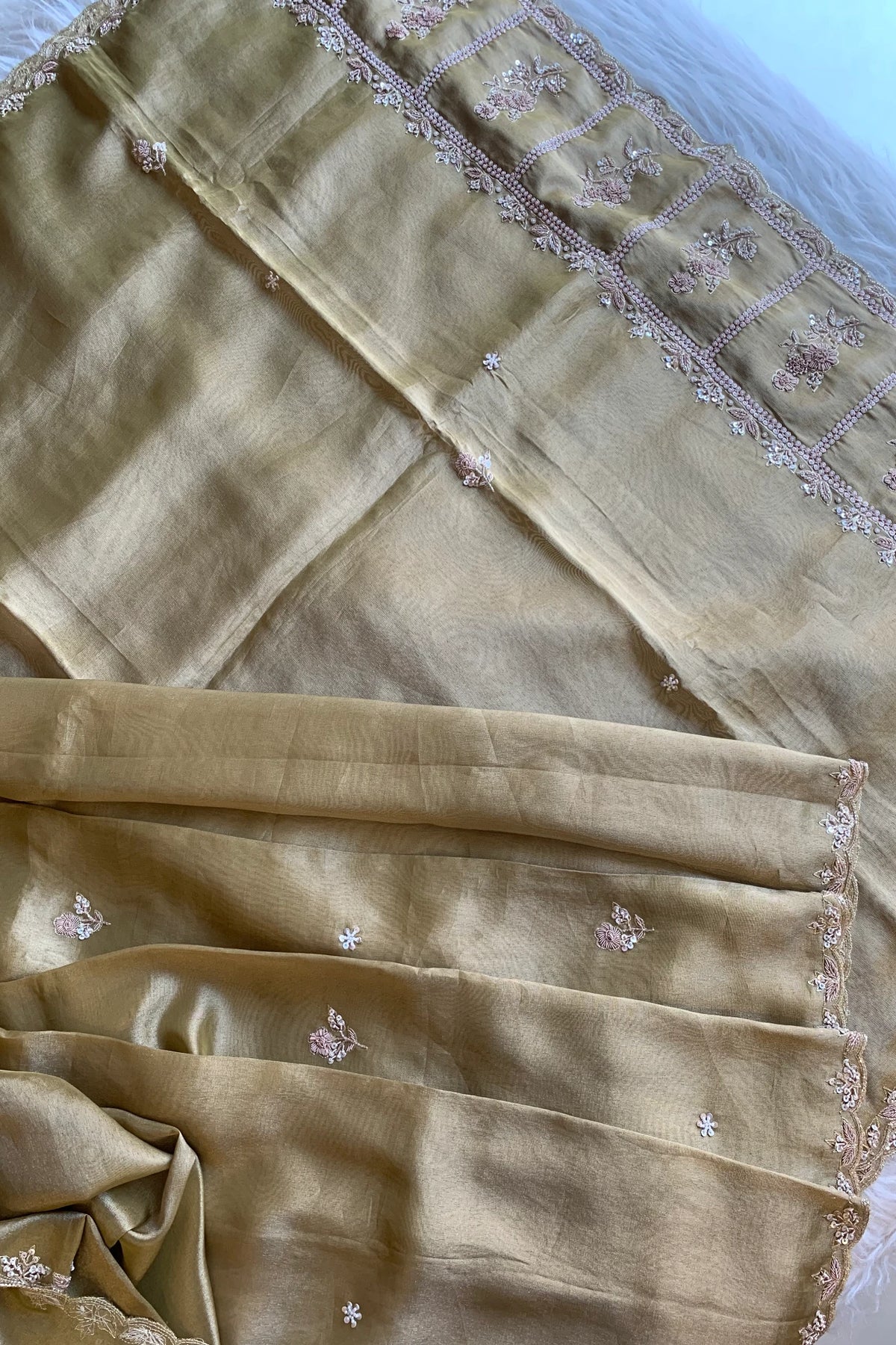 Olive Green Embellished Tissue Saree 5764 17