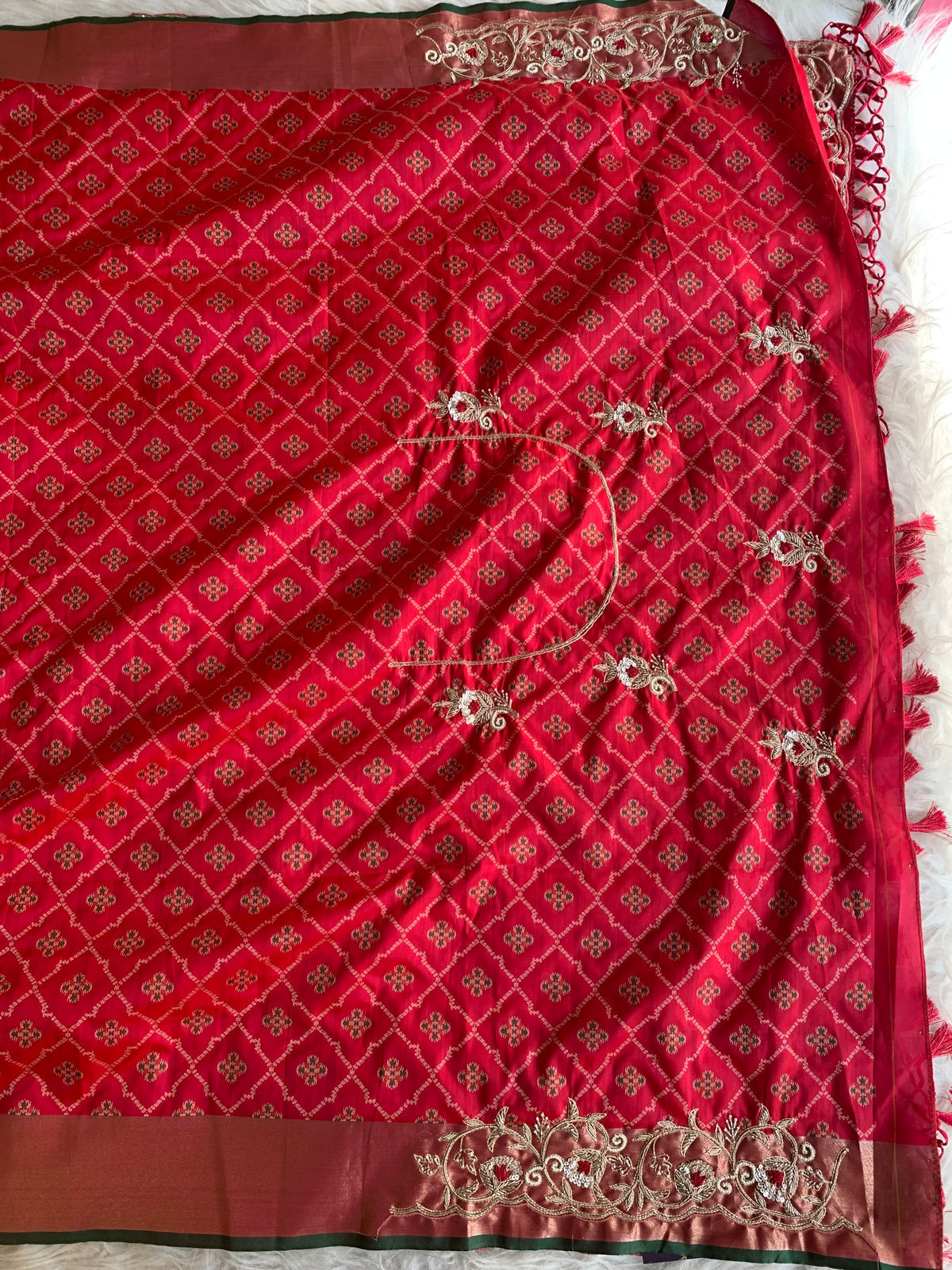 Red Patola Silk Saree 5882 05