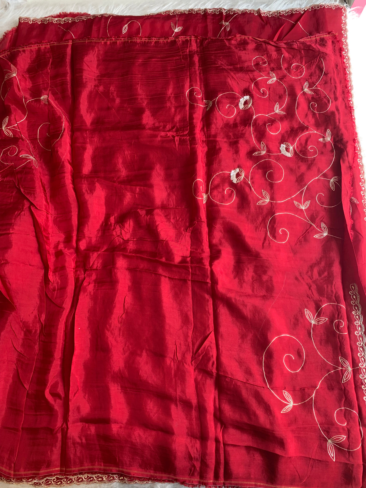 Blood Red Habutai Silk Saree with All-Over Jaal Embroidery 5902 01
