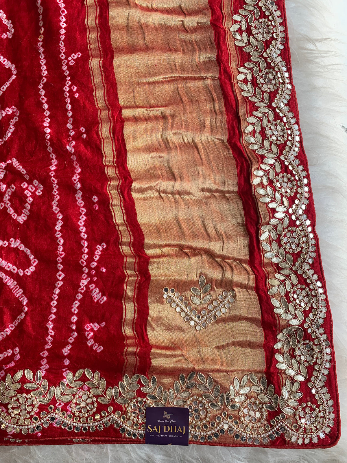 Red Bandhej Gharchola Saree 5885 02
