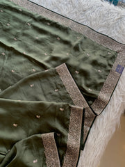 Dark Green Crepe Saree with Aari Zari 5915 09