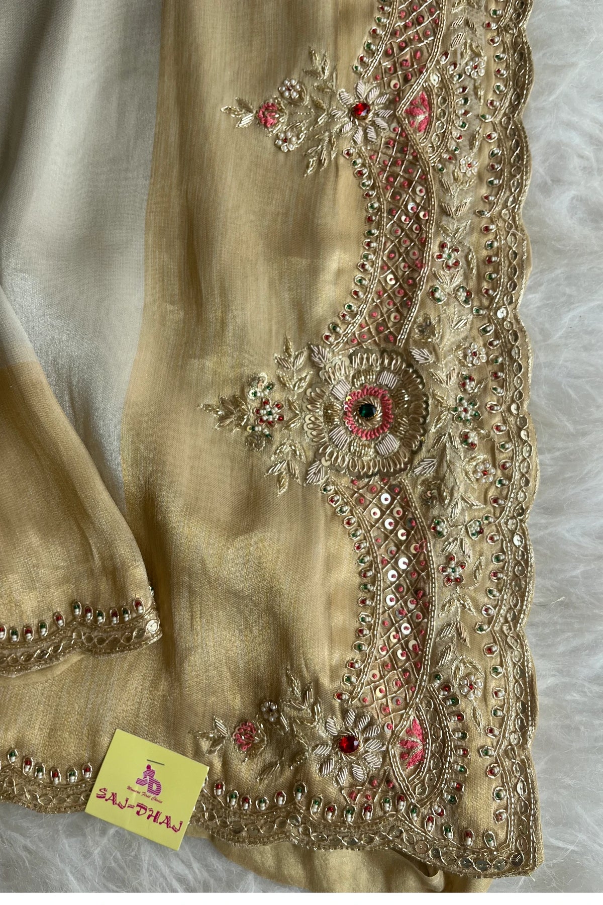 Gold Ivory Zardosi Kanchi Saree 5650 10