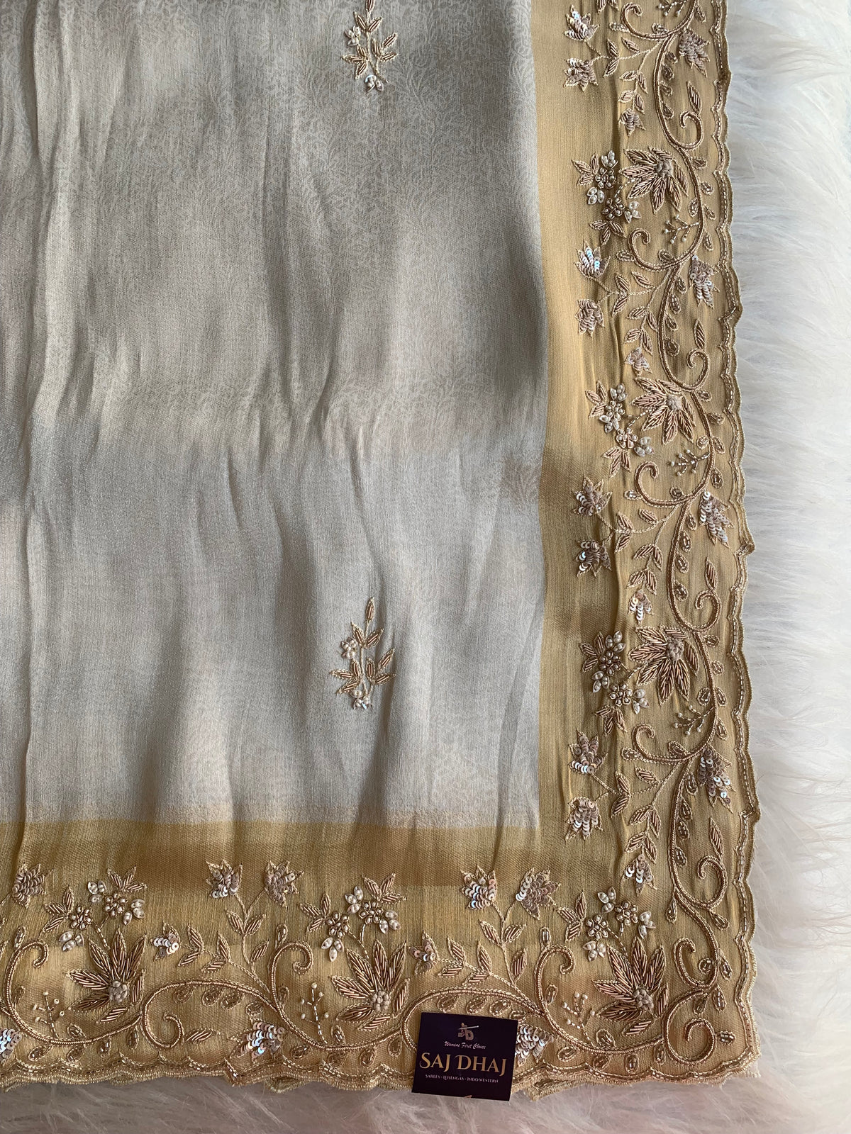 Gold & Silver Kanjivaram Silk Saree 5894 01