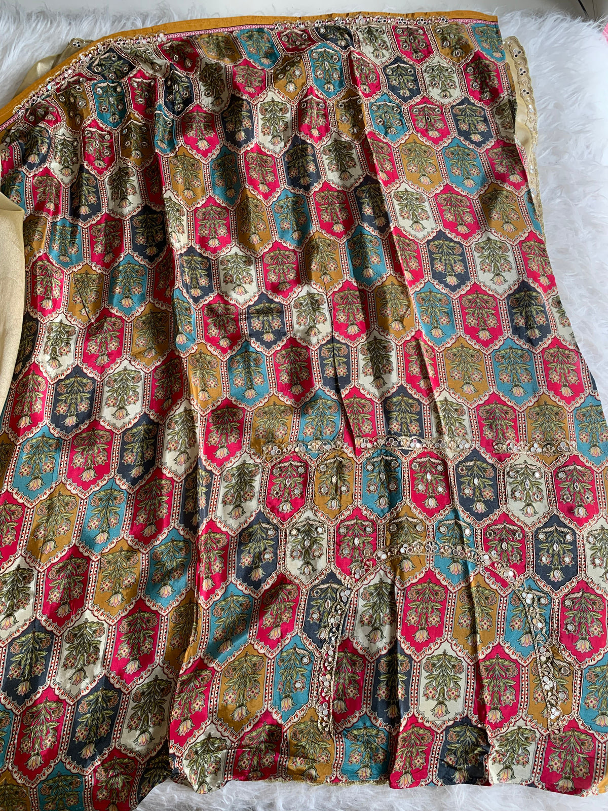 Gold Tissue Saree with Zardosi, Mirror, Appliqué & Cutdana Work 5927 01