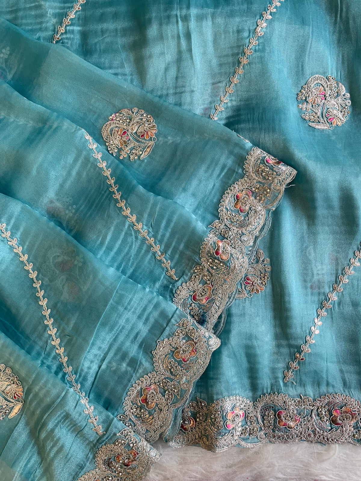Tissue Saree with Dori, Stone & Thread Work 5915 12