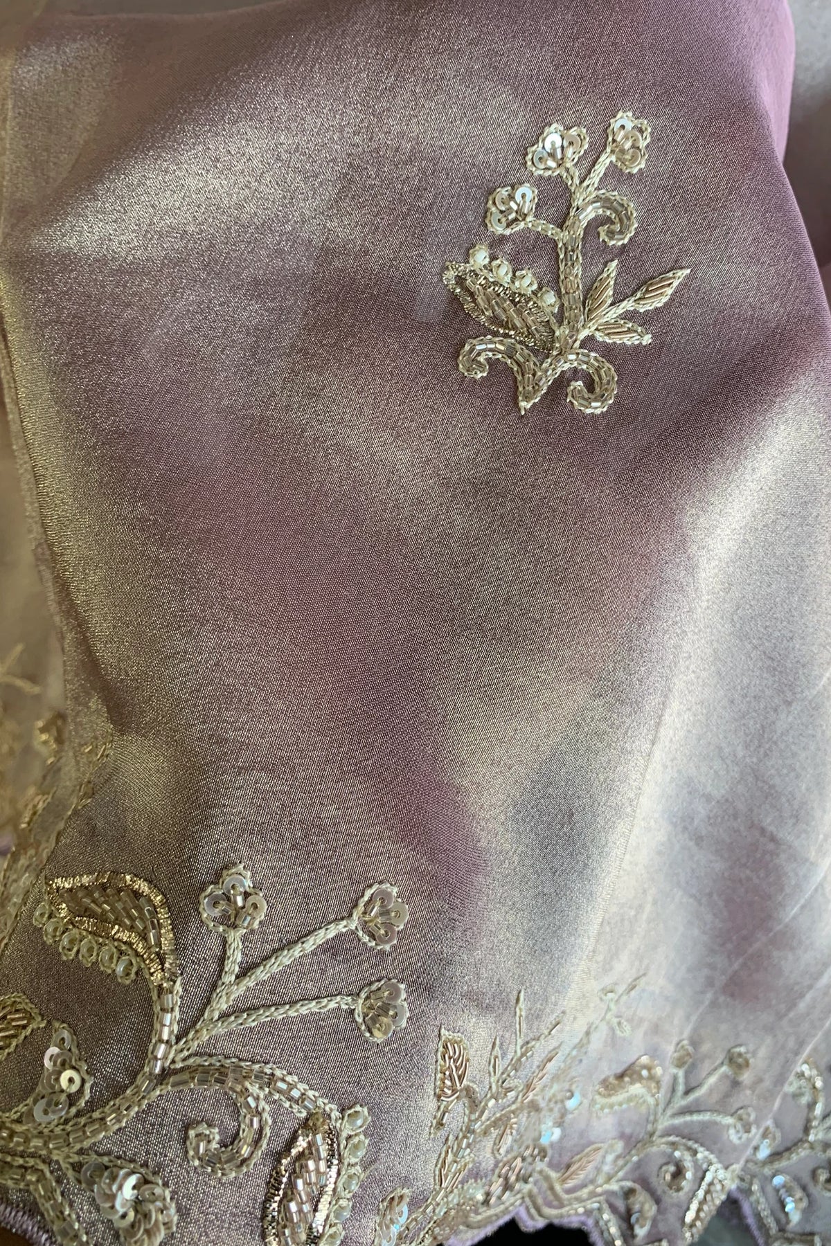 Light Lilac Embellished Tissue Saree 5640 08