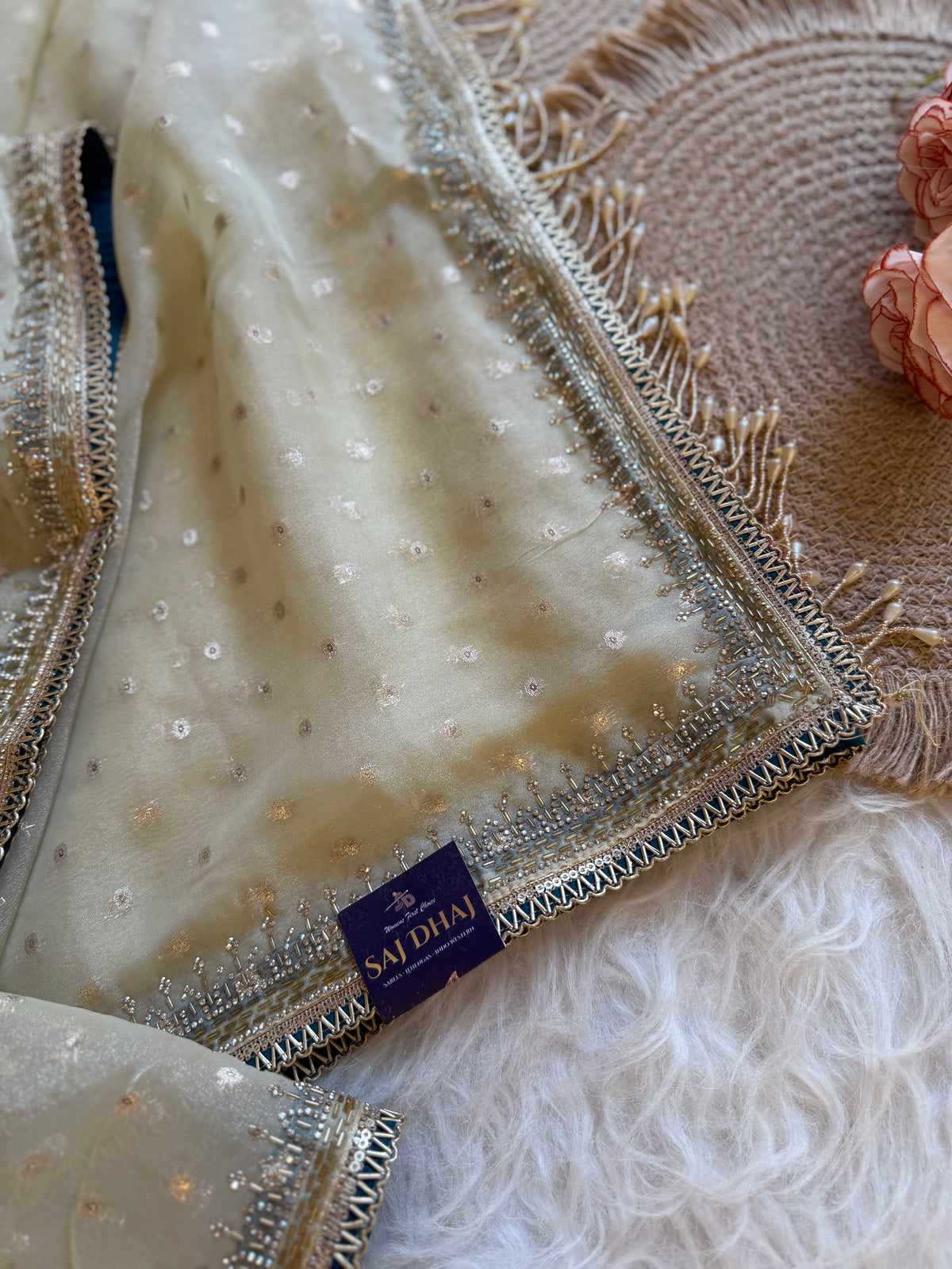 Tissue Organza Saree with Designer Tassel Pallu & Contrast Blouse 5940 04