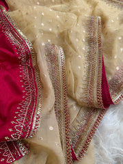 Tissue Organza Saree with Designer Tassel Pallu & Contrast Blouse 5940 04