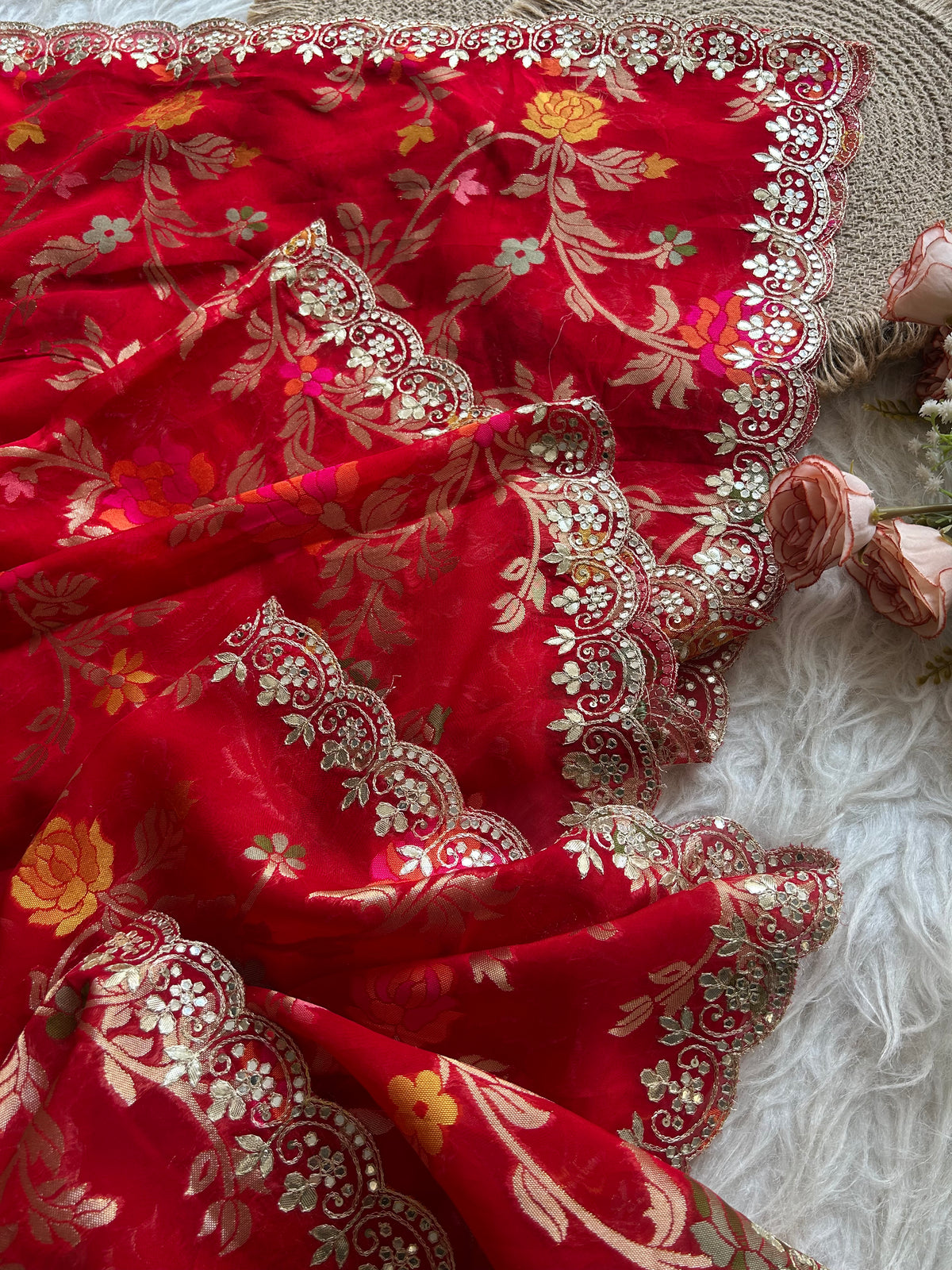 Red Organza Saree with Banarasi Floral Weaving 5907 02