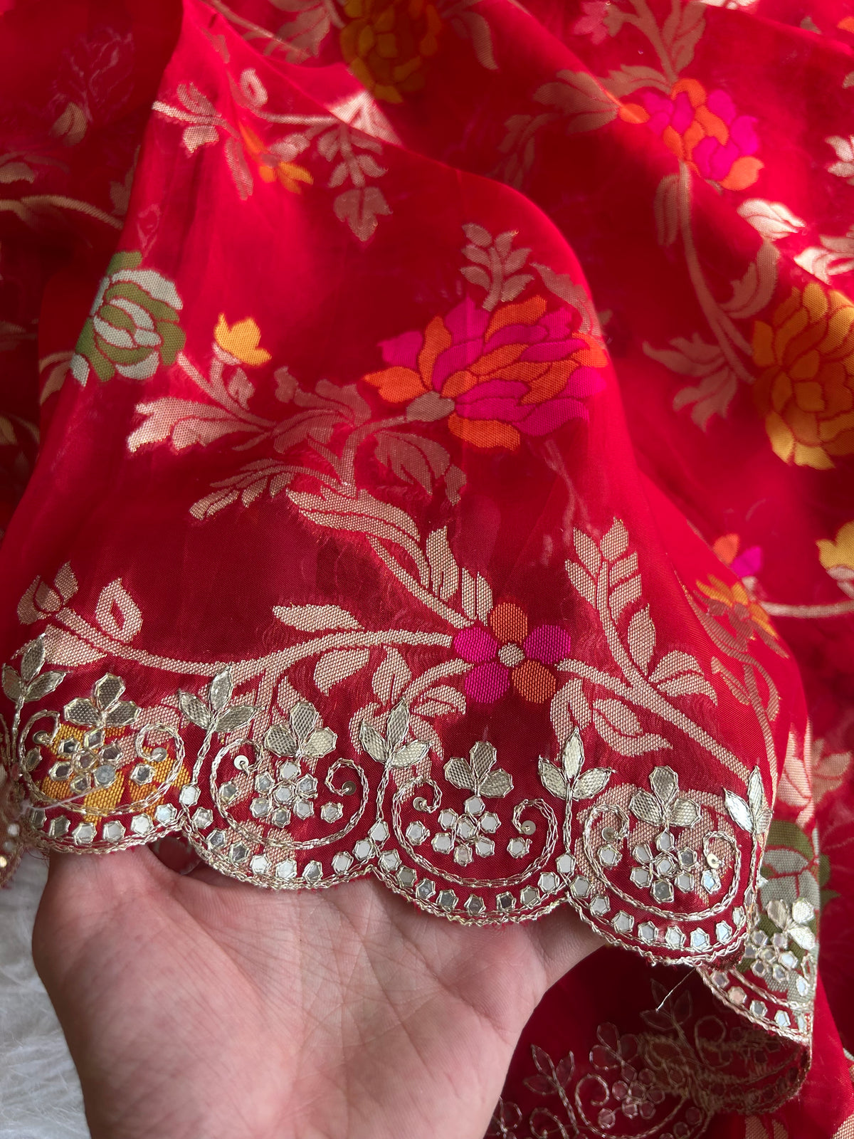 Red Organza Saree with Banarasi Floral Weaving 5907 02