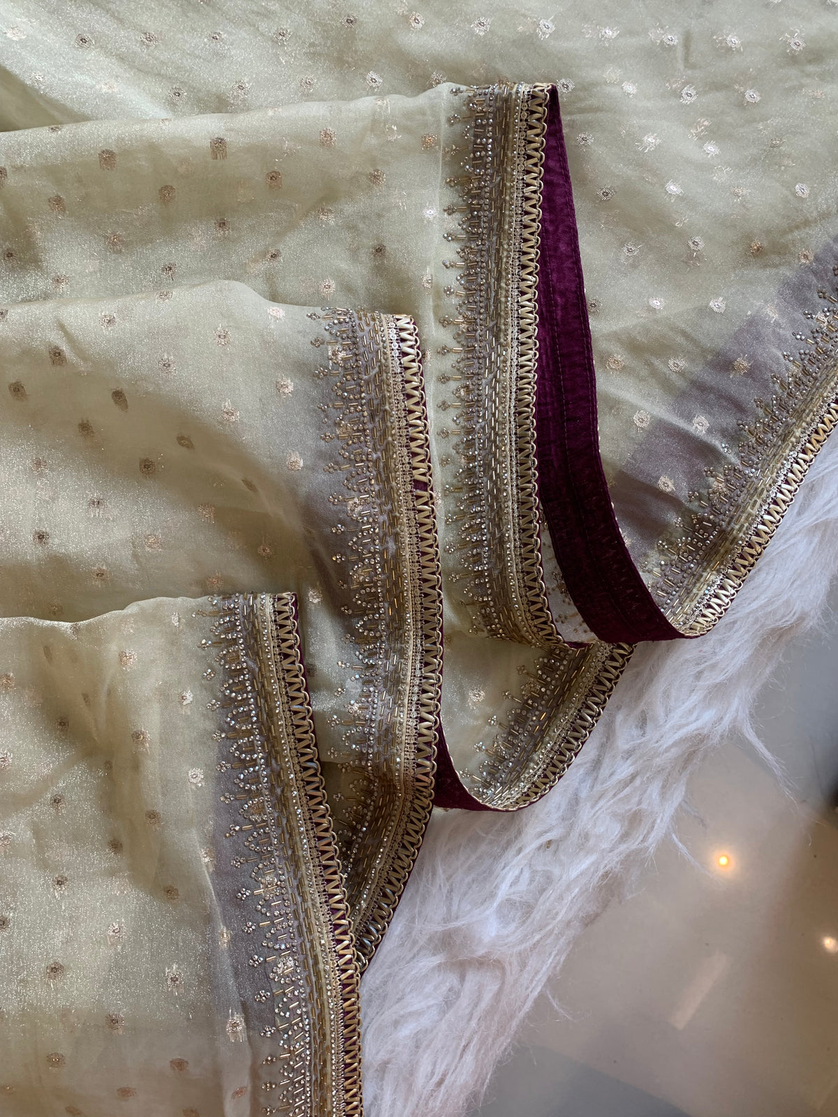 Tissue Organza Saree with Designer Tassel Pallu & Contrast Blouse 5940 04