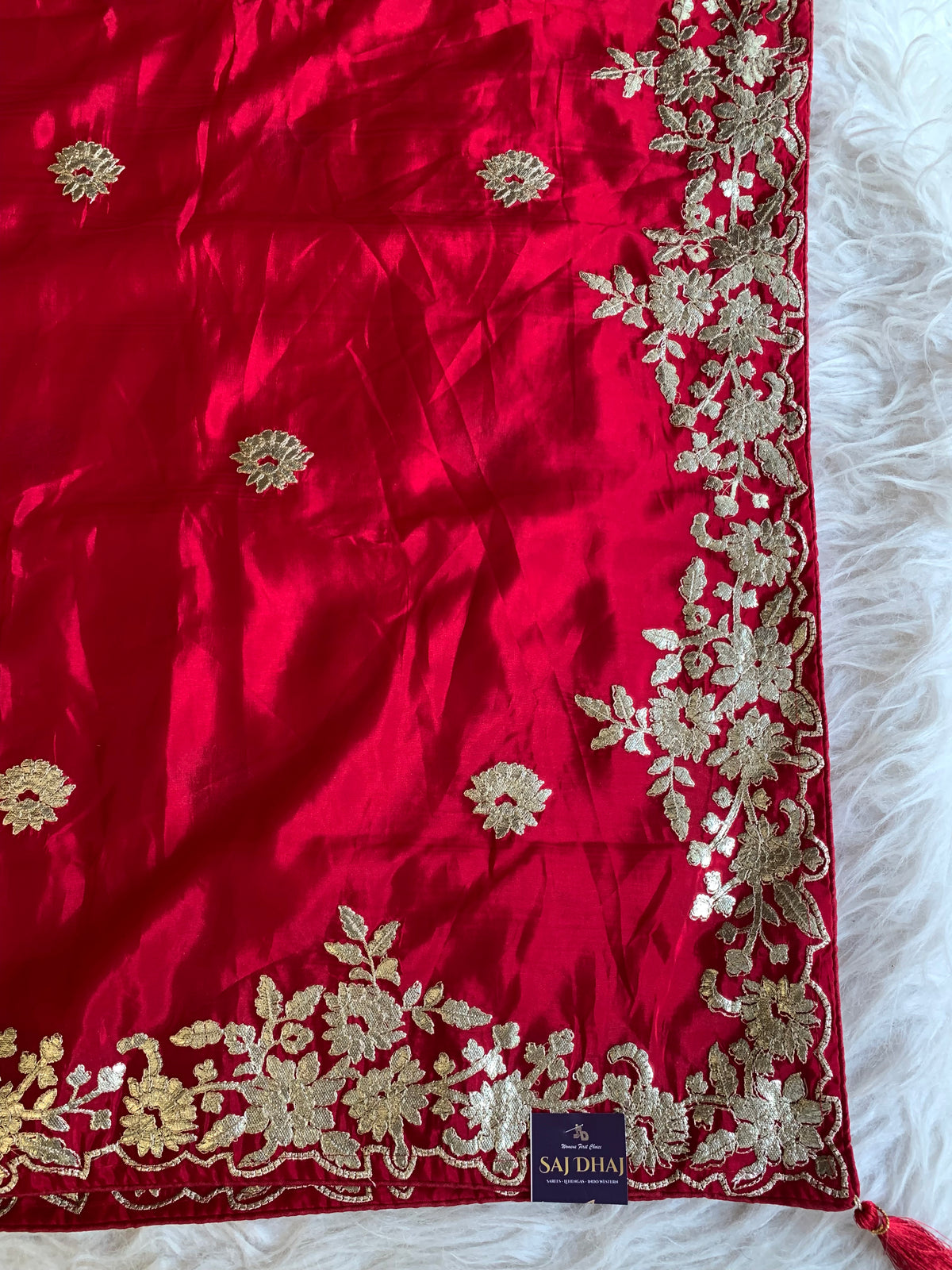 Habutai Silk Saree with Intricate Aari Work 5942 09