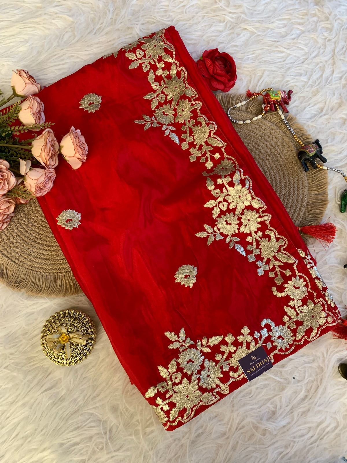Habutai Silk Saree with Intricate Aari Work 5942 09