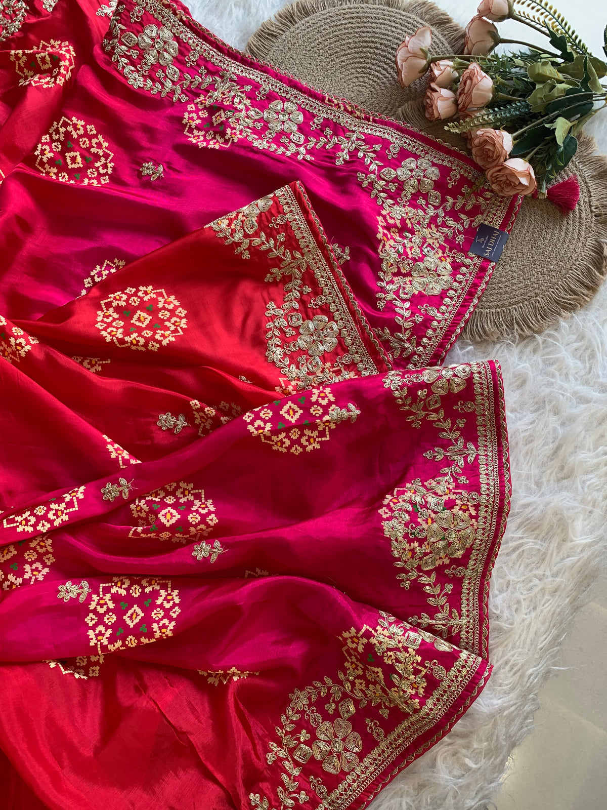 Pink & Red Russian Silk Saree with Patola, Pittan & Sequin Work 5953 02