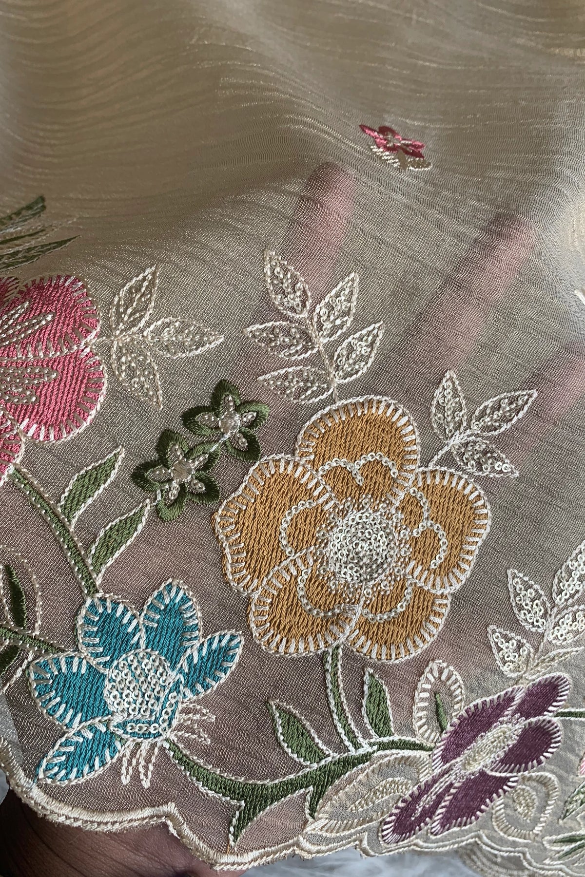 Cream Crush Tissue Organza Floral Saree 5773 04