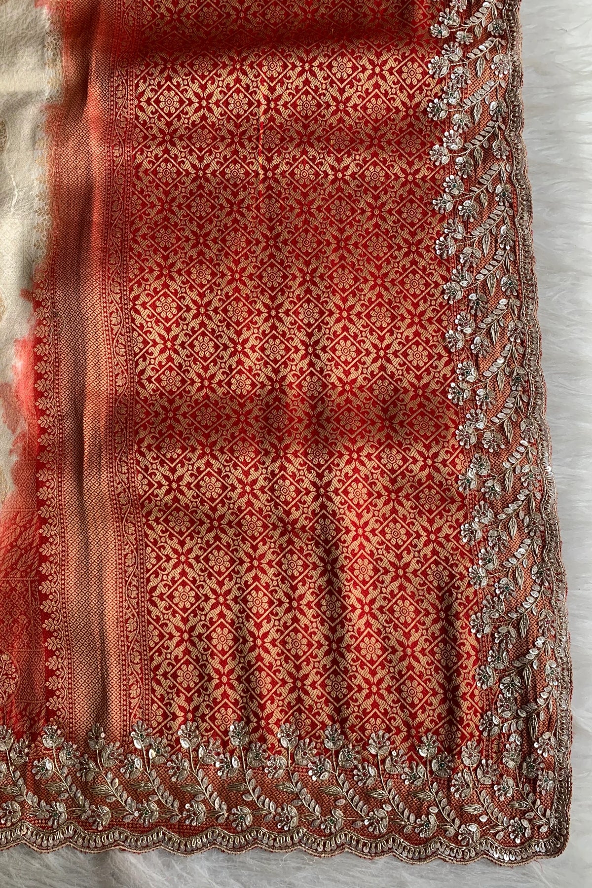 Cream And Red Bridal Banarasi Saree 5859 05