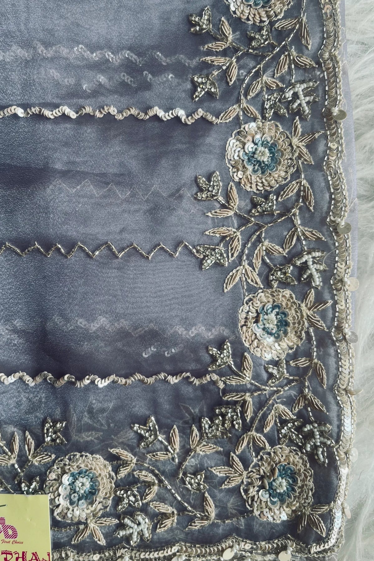 Glass Organza Jaal Work Saree 5534 05