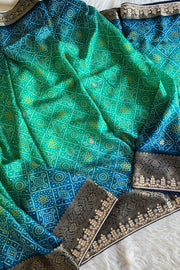 Peacock Shade Bandhej Russian Silk Saree 5364 09