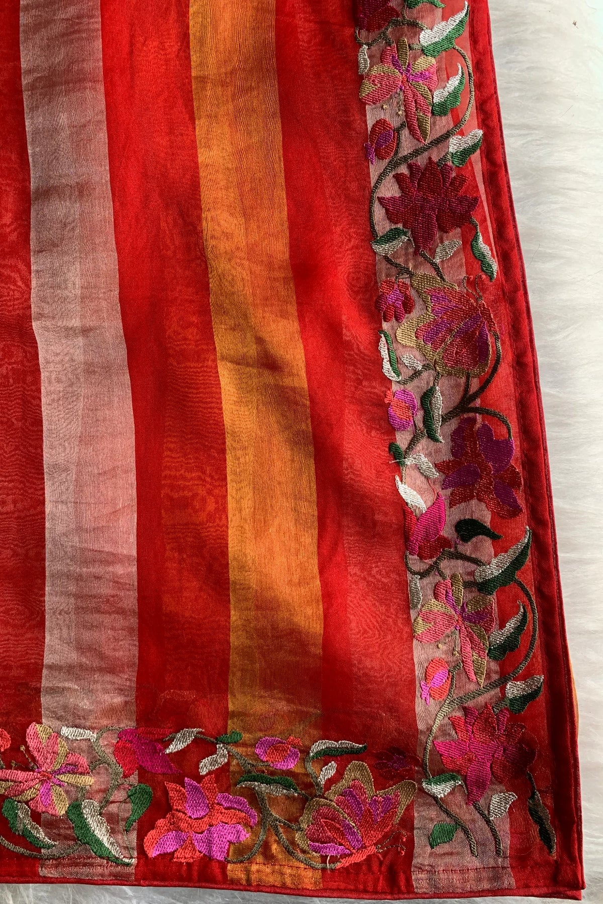 Red Pure Organza Saree with Resham Border 5844 14