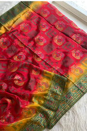 Banarasi Saree with Peacock Motifs 5314 02