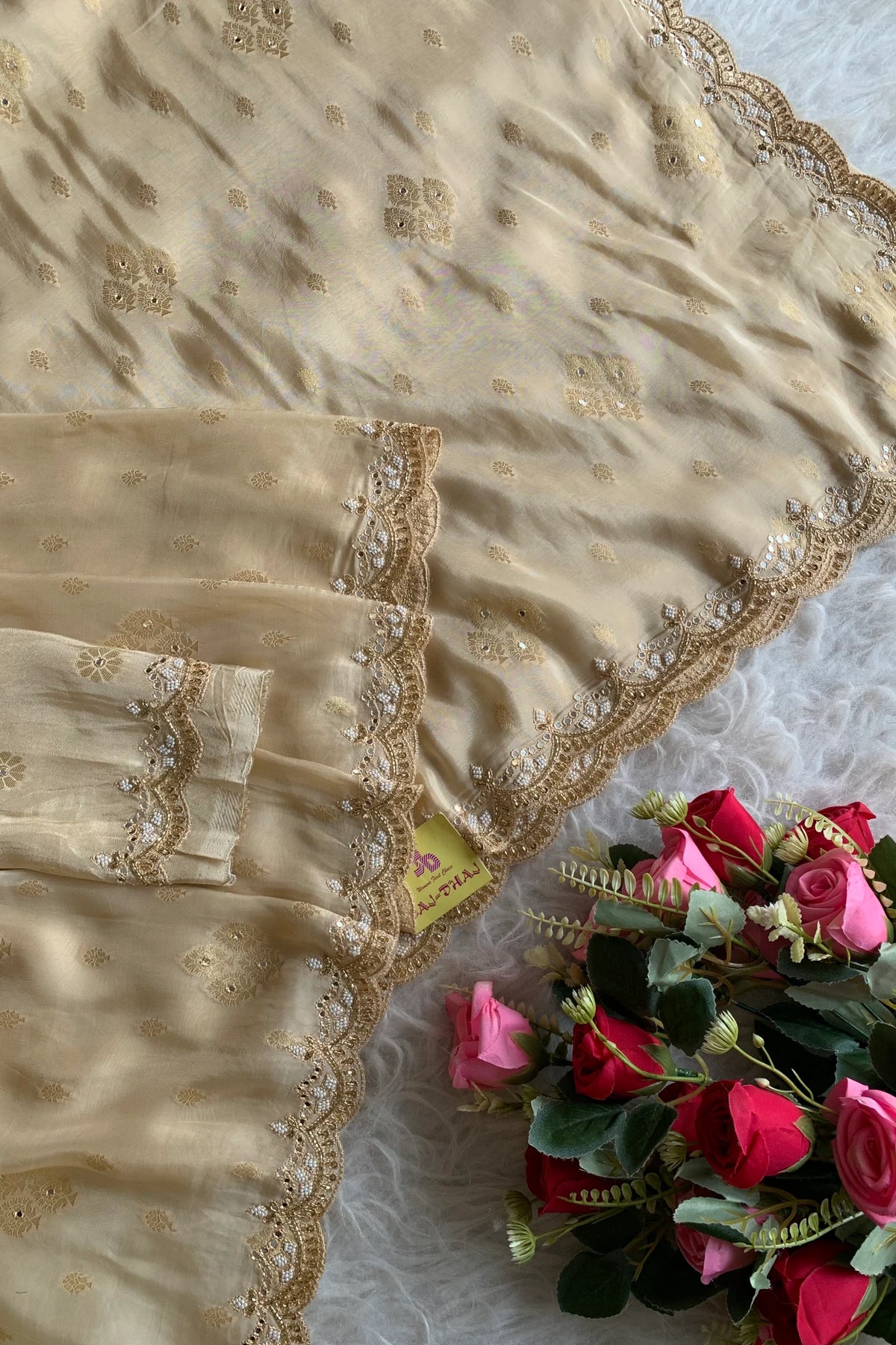 Ivory Banarasi Woven Habutai Silk Saree 5176 02