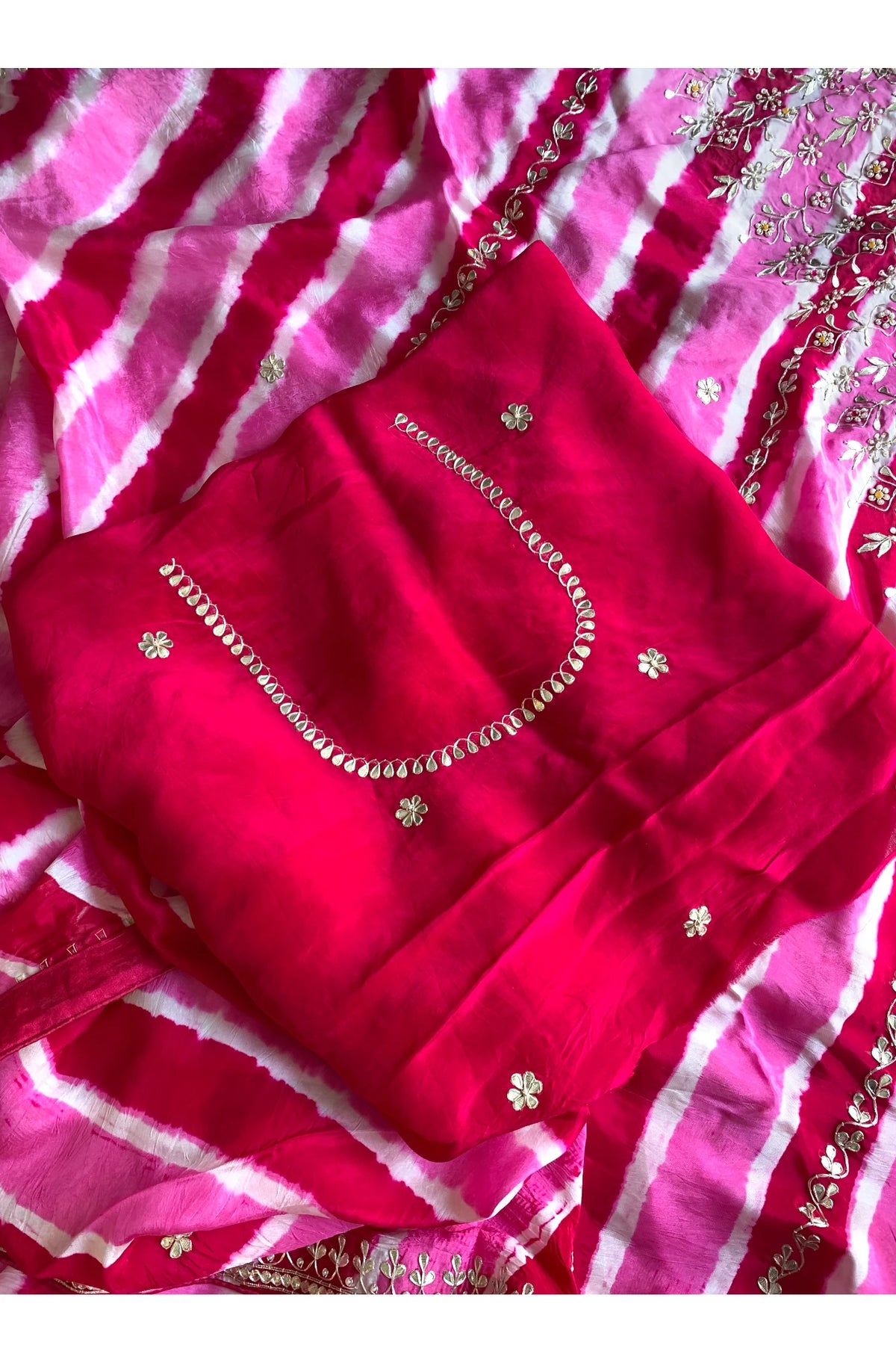 Pink Pallu Jaal Leheriya Saree 5837 02