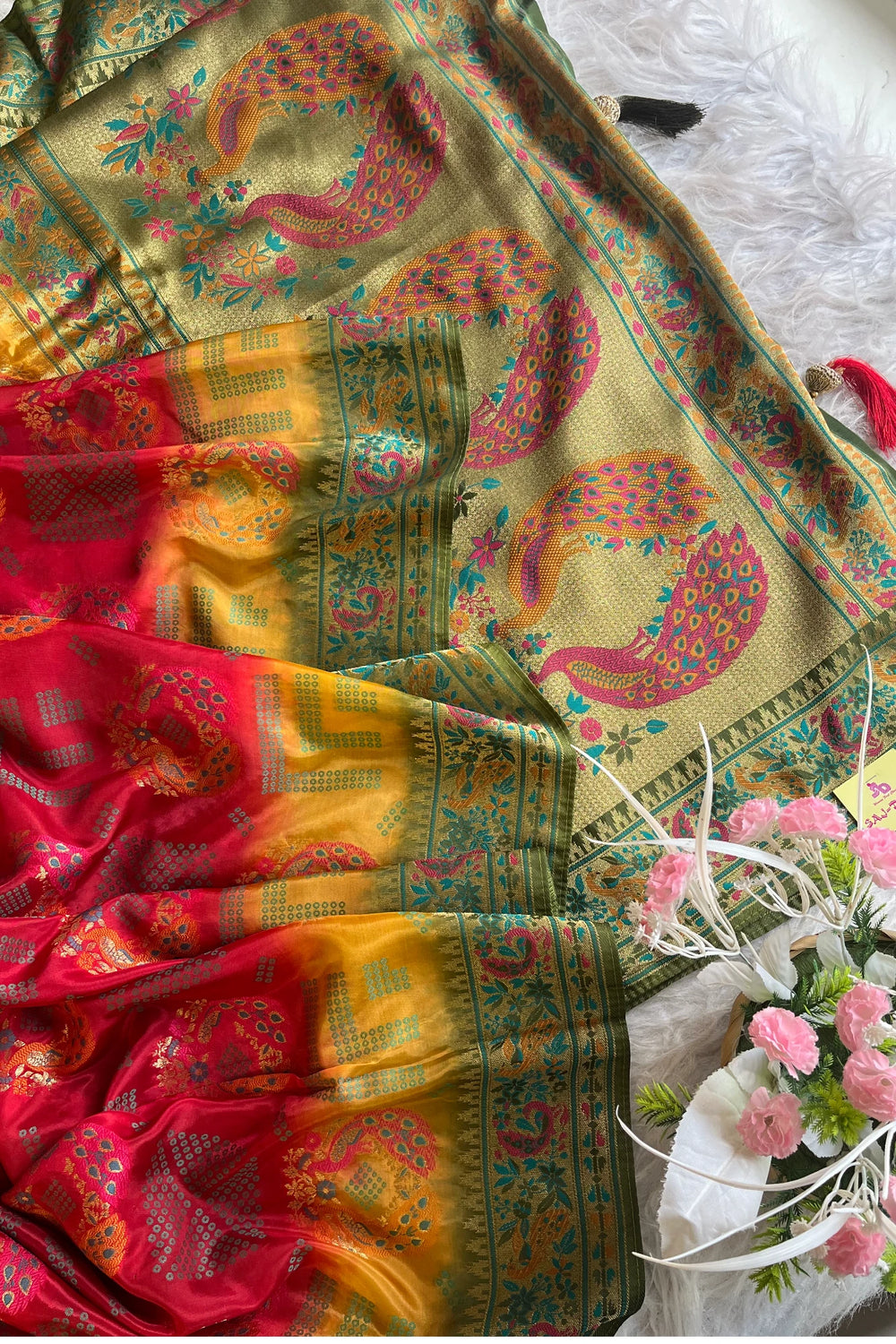 Banarasi Saree with Peacock Motifs 5314 02