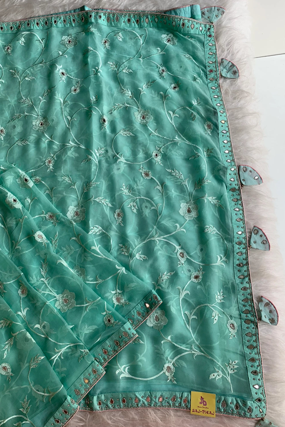 Ice Green Chinnon Georgette Saree 4167 01