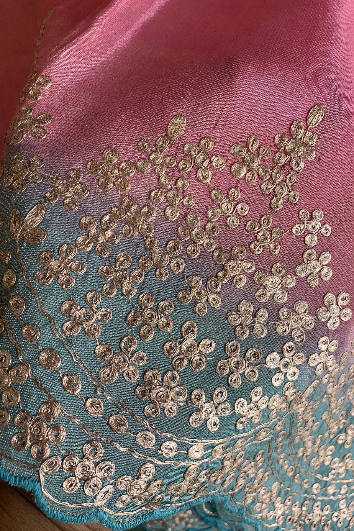 Shaded Pittan Tissue Saree 5700 13